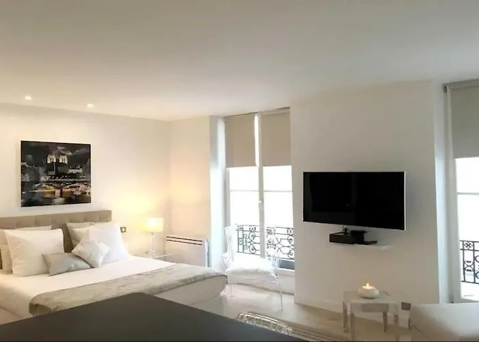 Beautiful Apartment - Galeries Lafayette